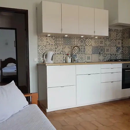 Casa Praia Mar, - Beachfront At The Meia Praia Apartment Lagos