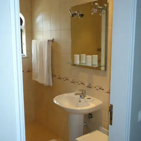 Apartment Casa Praia Mar, - Beachfront At The Meia Praia *