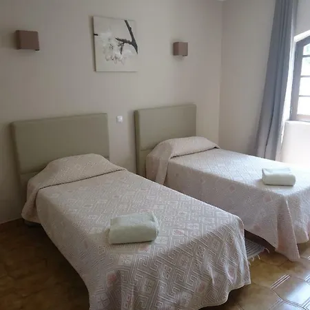 Apartamento Casa Praia Mar, - Beachfront At The Meia Praia